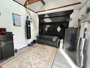 Photo 42- click for photo gallery